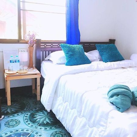 Bed and Breakfast Sister House Chiangmai (Adults Only) à Chiang Mai Extérieur photo