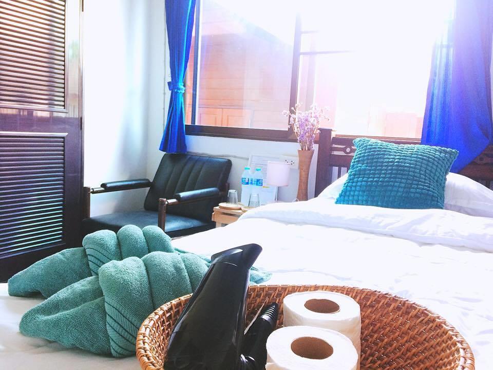 Bed and Breakfast Sister House Chiangmai (Adults Only) à Chiang Mai Extérieur photo