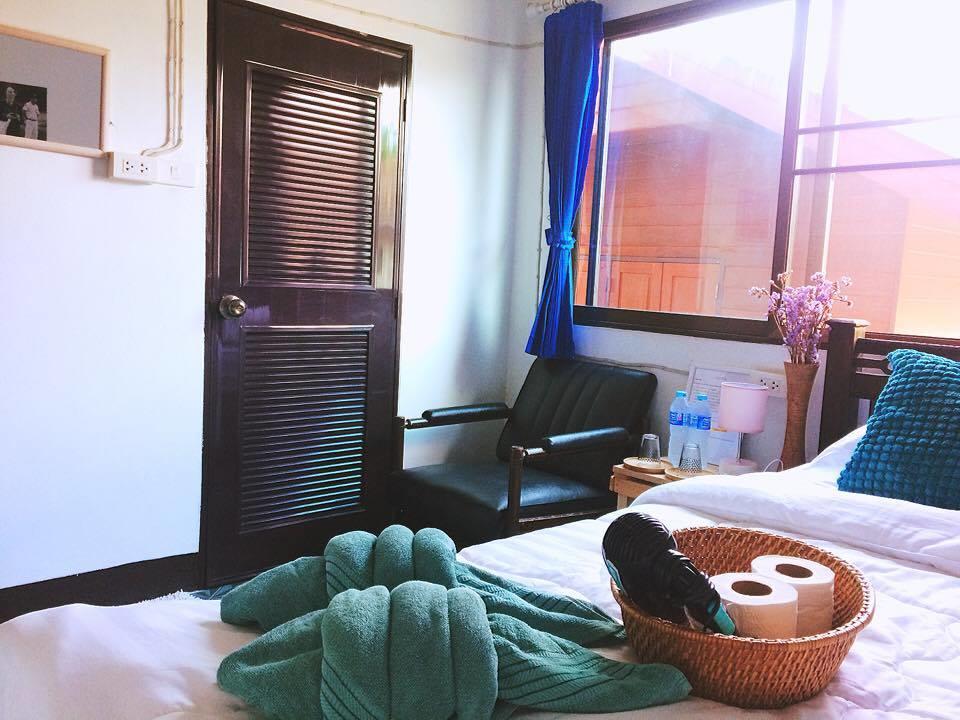 Bed and Breakfast Sister House Chiangmai (Adults Only) à Chiang Mai Extérieur photo