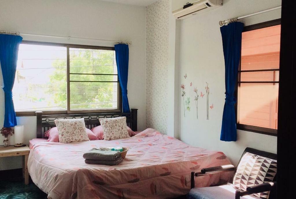 Bed and Breakfast Sister House Chiangmai (Adults Only) à Chiang Mai Extérieur photo